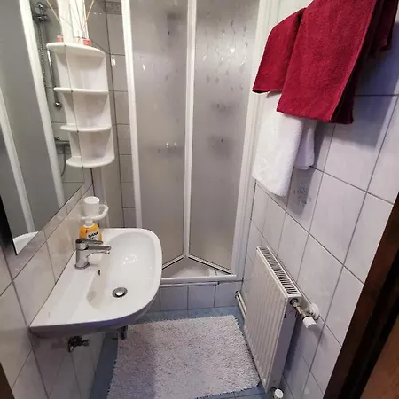Gasthuis ​Gaestehaus Frans-Jozef *